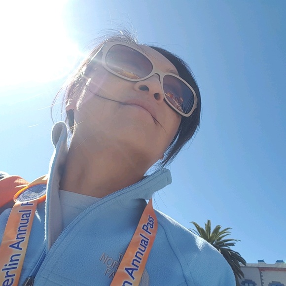 Meet your Posher, Gigi - Picture 1 of 1